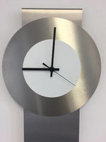 BeoXL - Wandklok Pendulum White