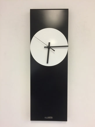 BeoXL - Wandklok LaBrand Export Line Black & White Modern Design