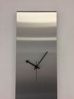 BeoXL - Wandklok LaBrand Export Line Silver Modern Design
