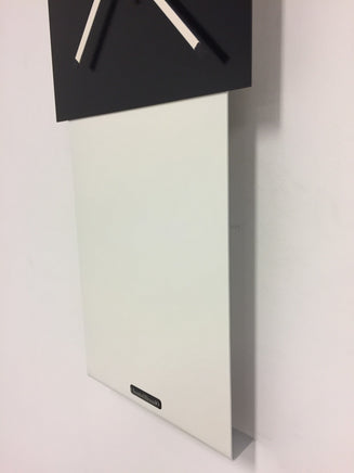 BeoXL - Wandklok LaBrand Export Line White & Black Square Modern Dutch Design
