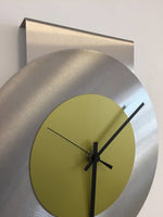 BeoXL - Wandklok Pendulum Lime-Green