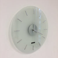 BeoXL - Wandklok POLAR WHITE modern design