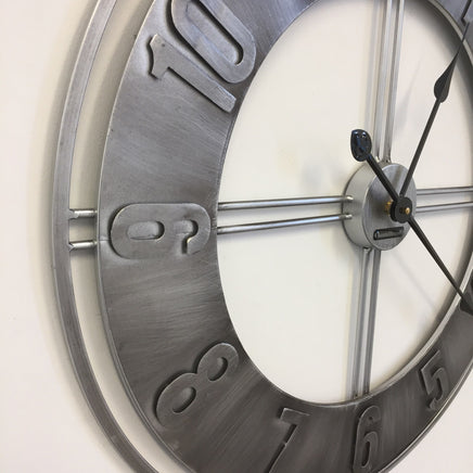 BeoXL - Wandklok Silver Saloon Vintage Design