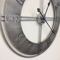 BeoXL - Wandklok Silver Saloon Vintage Design