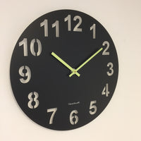 BeoXL - Wandklok Black SKY Modern Dutch Design