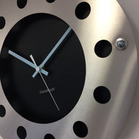 BeoXL - Wandklok mecanica zwart & silver blue wit pointer modern dutch design handgemaakt 40 cm