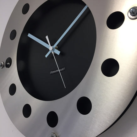 BeoXL - Wandklok mecanica zwart & silver blue wit pointer modern dutch design handgemaakt 40 cm