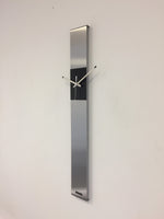 BeoXL - Wandklok SUMMIT BLACK SQUARE MODERN DUTCH DESIGN WHITE POINTERS