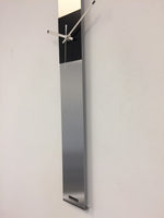 BeoXL - Wandklok SUMMIT BLACK SQUARE MODERN DUTCH DESIGN WHITE POINTERS