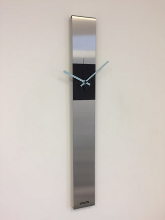 BeoXL - Wandklok SUMMIT DUTCH DESIGN BLACK & BLUE