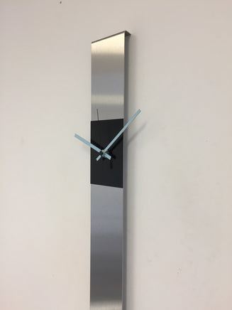 BeoXL - Wandklok SUMMIT DUTCH DESIGN BLACK & BLUE