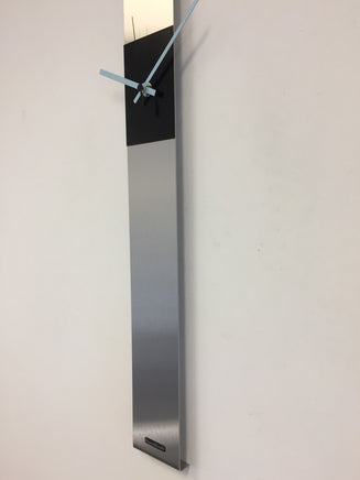 BeoXL - Wandklok SUMMIT DUTCH DESIGN BLACK & BLUE