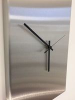BeoXL - Wandklok Oslo Silver