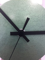 BeoXL - Wandklok SUMMIT MODERN DUTCH DESIGN GREEN