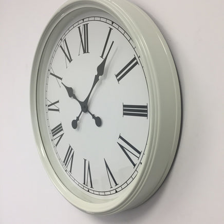 BeoXL - Wandklok Orleans retro wit design