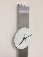 BeoXL - Wandklok SUMMIT white Goose modern design