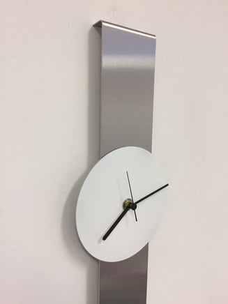 BeoXL - Wandklok SUMMIT white Goose modern design
