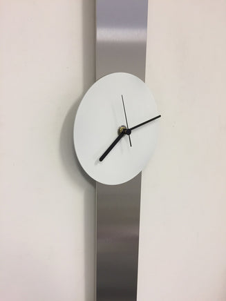 BeoXL - Wandklok SUMMIT white Goose modern design