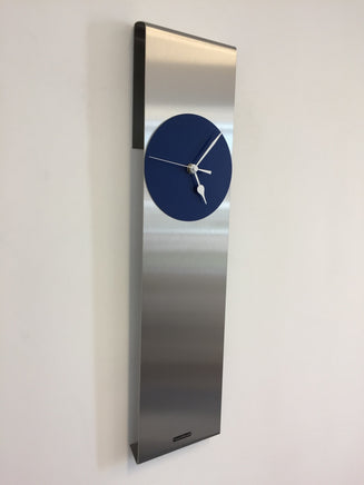 BeoXL - Wandklok SKY-SCRAPER BLUE Modern Dutch Design