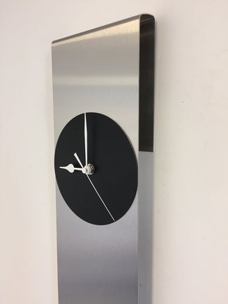 BeoXL - Wandklok Sky-Scraper New York Black Modern Dutch Design