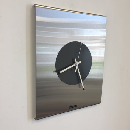 BeoXL - Wandklok Time Square New York GREY Modern Dutch Design
