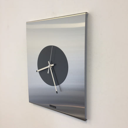 BeoXL - Wandklok Time Square New York GREY Modern Dutch Design