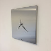 BeoXL - Wandklok Time Square XXL New York Modern Dutch Design