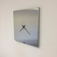 BeoXL - Wandklok Time Square XXL New York Modern Dutch Design
