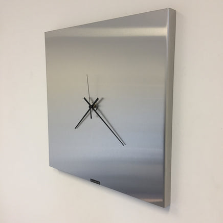 BeoXL - Wandklok Time Square XXL New York Modern Dutch Design