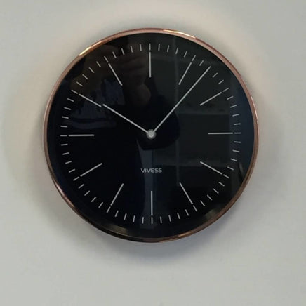 BeoXL - Wandklok Vivess modern style Black