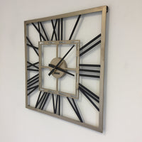 BeoXL - Wandklok SQUARE BLACK & GOLD modern industrieel design