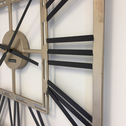 BeoXL - Wandklok SQUARE BLACK & GOLD modern industrieel design