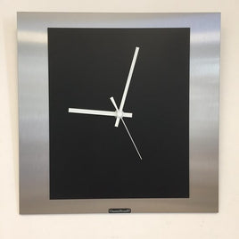 BeoXL - Wandklok THE SQUARE BLACK -MODERN DUTCH DESIGN
