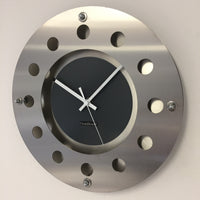 BeoXL - Wandklok mecanica kleine binnencirkel grijs wit wit modern nederlands ontwerp handgoodakt 40 cm