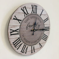 BeoXL - Wandklok Family Time modern design