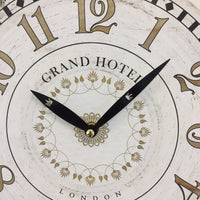 BeoXL - Wandklok Grand Hotel Londen Vintage retro wit