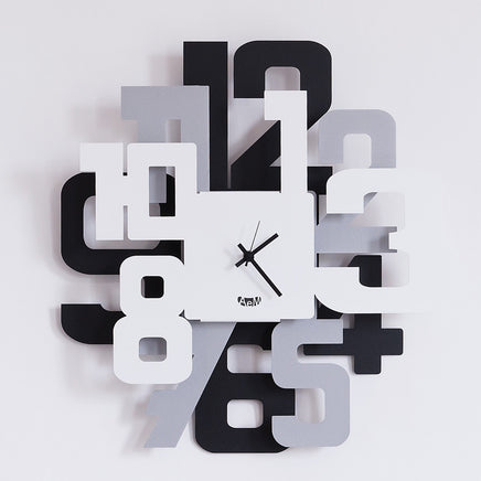 BeoXL - Wandklok Modern Italiaans ontwerp "Big Sockter"